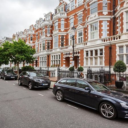 Veeve - South Kensington Garden Apartment ลอนดอน ภายนอก รูปภาพ